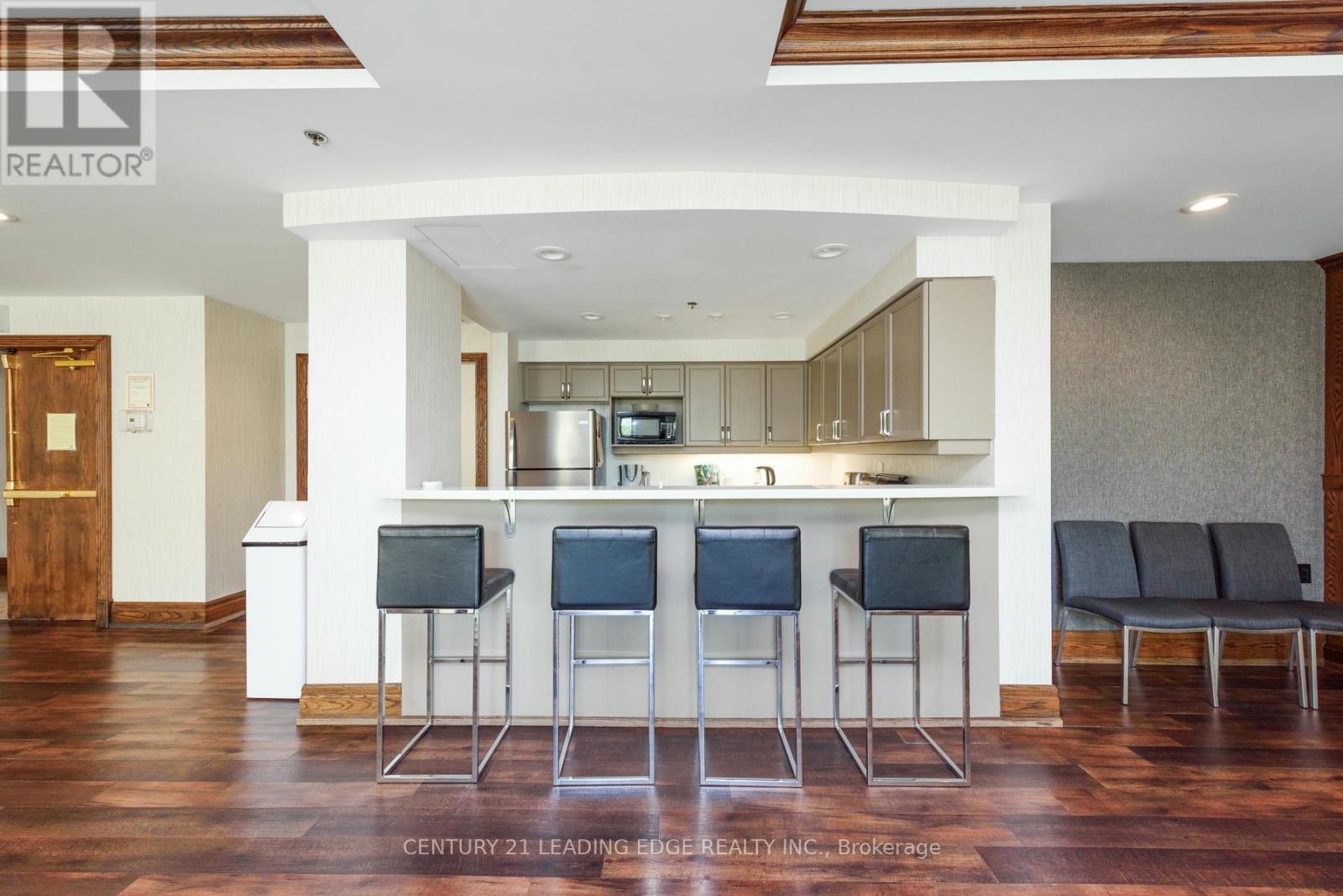 712 - 11 Oneida Crescent, Richmond Hill, Ontario L4B 0A1 - Photo 23 - N12507648