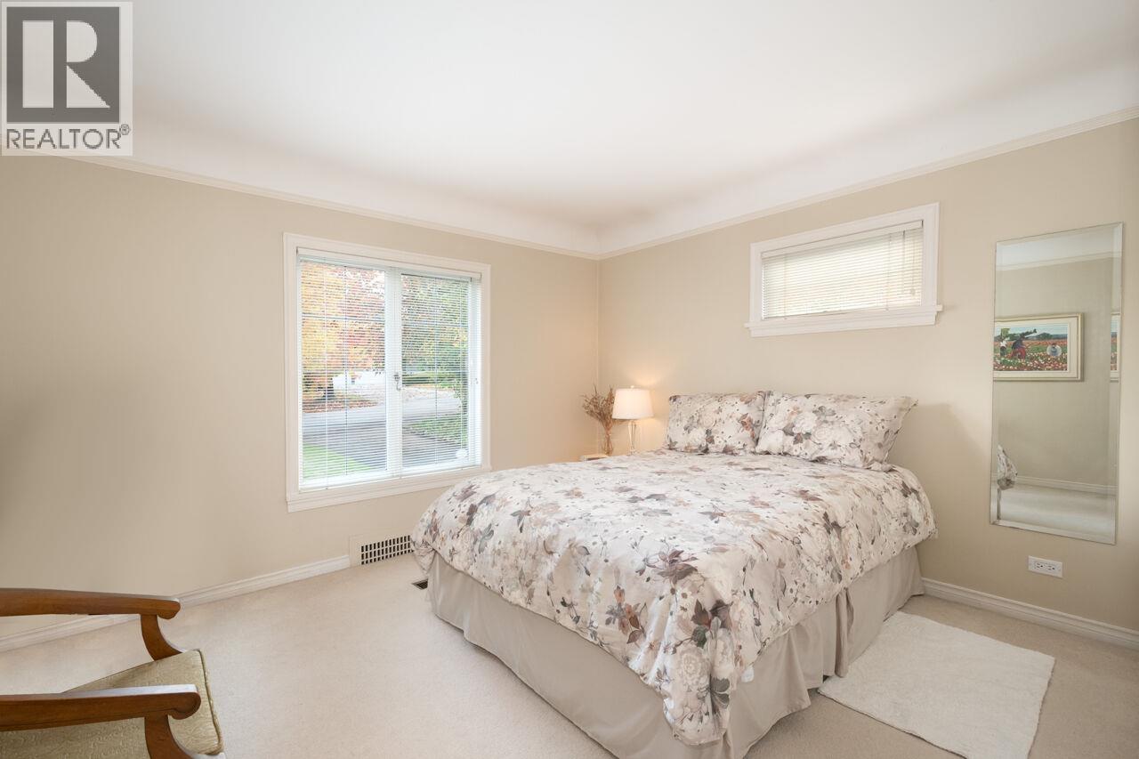 914 17th Street, West Vancouver, British Columbia  V7V 3T7 - Photo 16 - R3065429