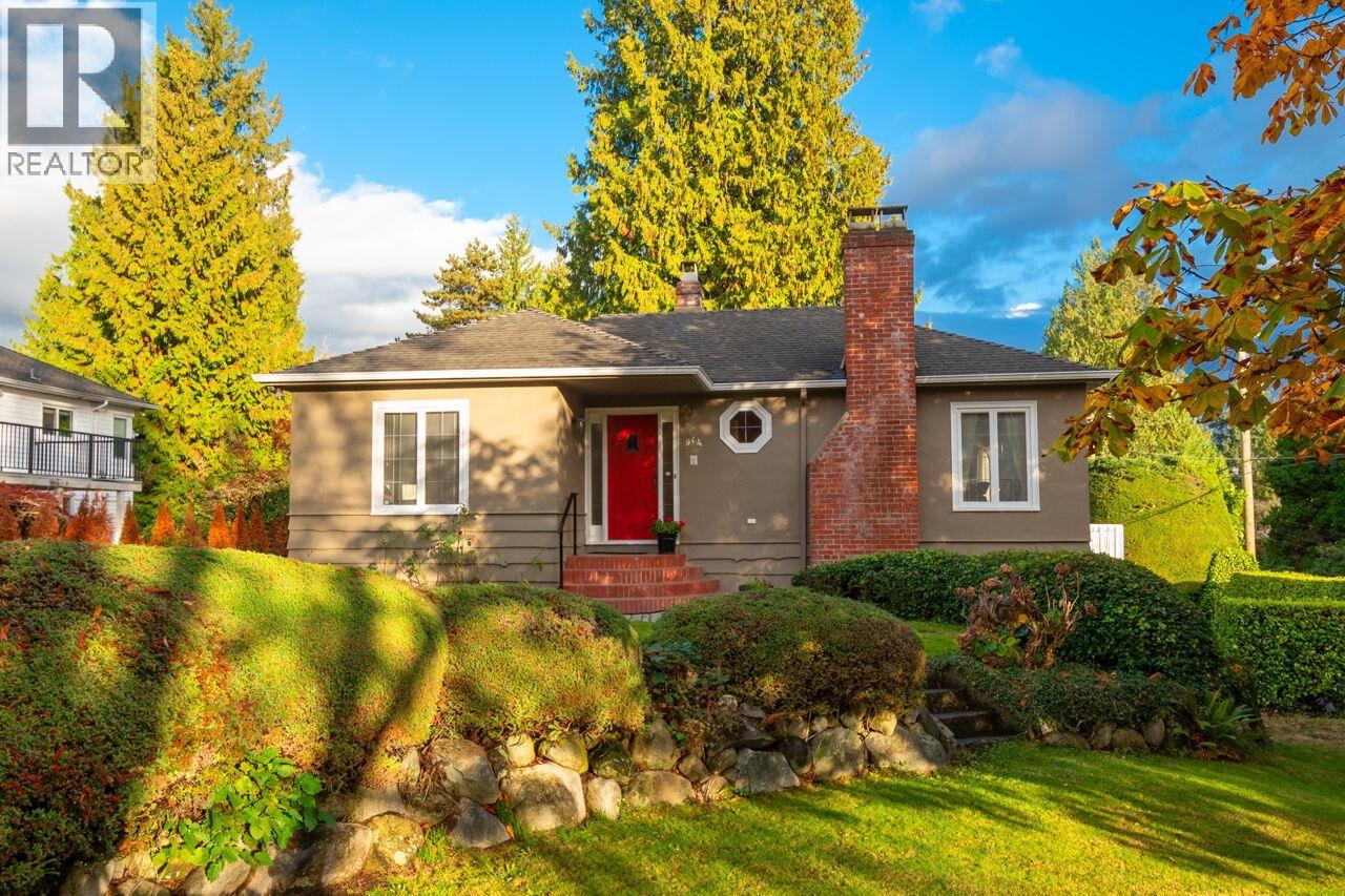 914 17th Street, West Vancouver, British Columbia  V7V 3T7 - Photo 2 - R3065429