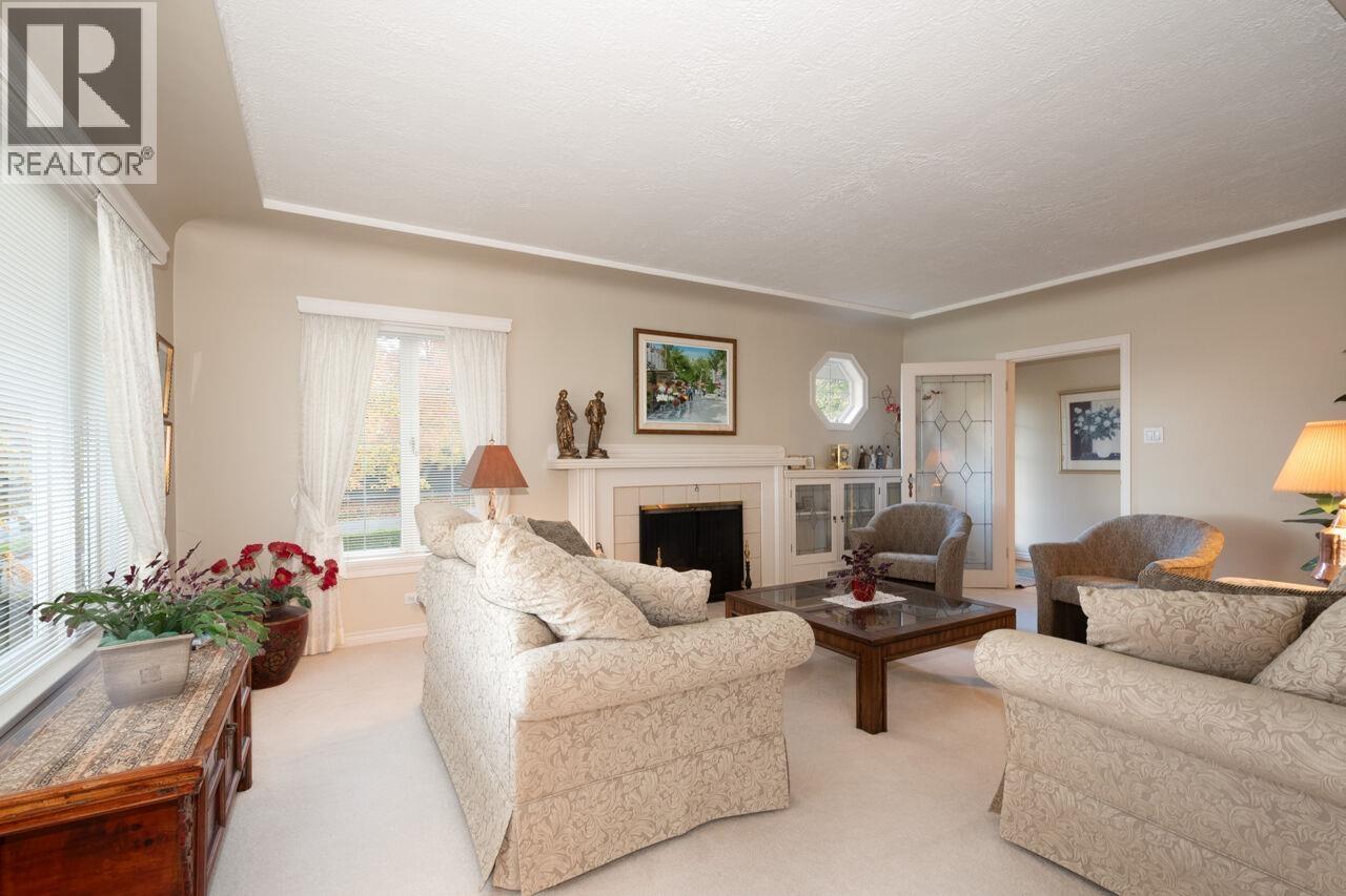 914 17th Street, West Vancouver, British Columbia  V7V 3T7 - Photo 5 - R3065429