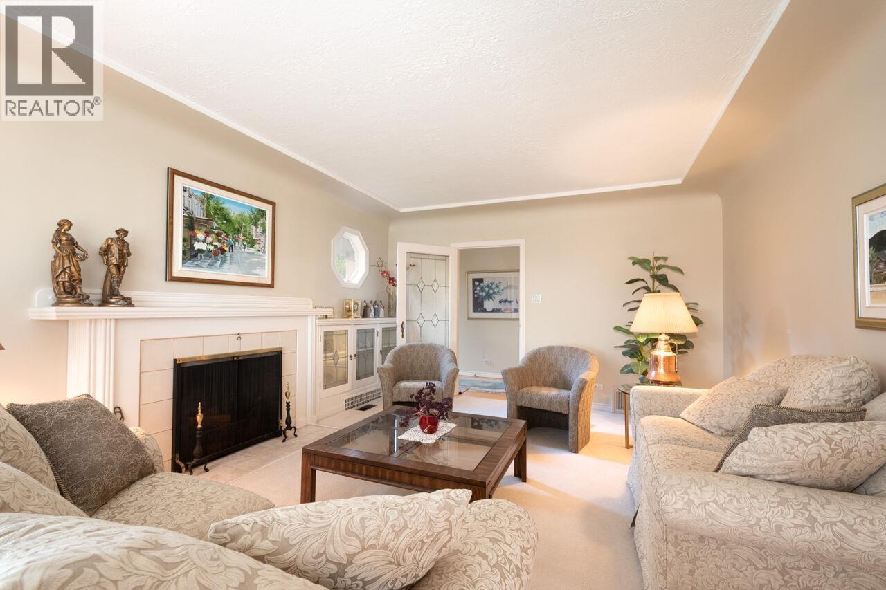 914 17th Street, West Vancouver, British Columbia  V7V 3T7 - Photo 6 - R3065429