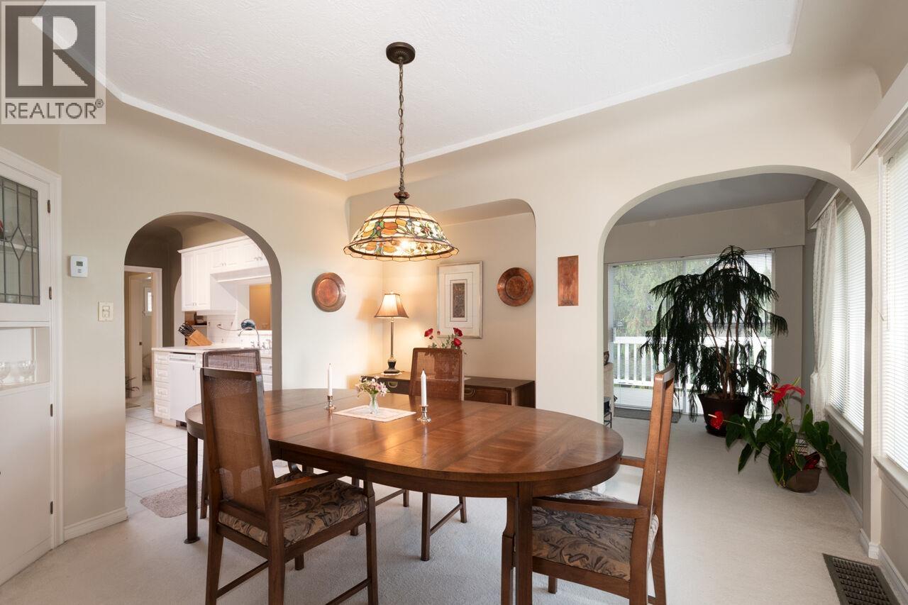 914 17th Street, West Vancouver, British Columbia  V7V 3T7 - Photo 9 - R3065429