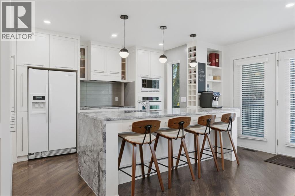 191 Sierra Nevada Close Sw, Calgary, Alberta  T3H 3H7 - Photo 4 - A2269083