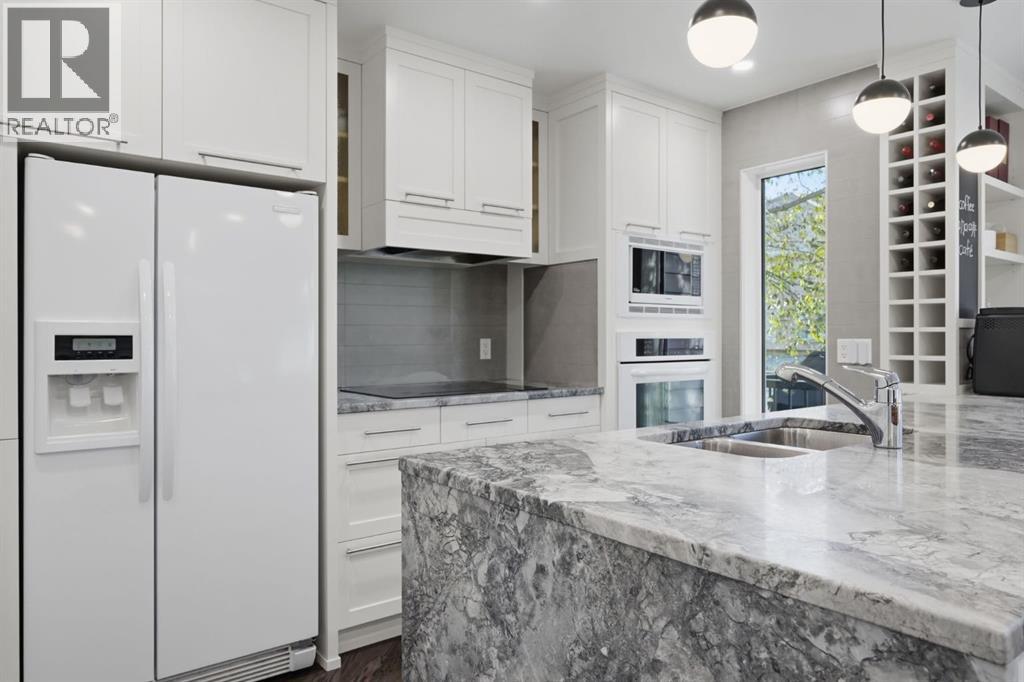 191 Sierra Nevada Close Sw, Calgary, Alberta  T3H 3H7 - Photo 9 - A2269083