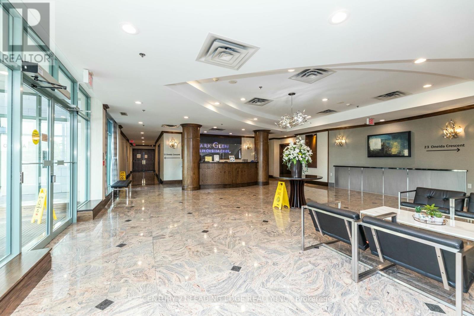 712 - 11 Oneida Crescent, Richmond Hill, Ontario L4B 0A1 - Photo 21 - N12507648