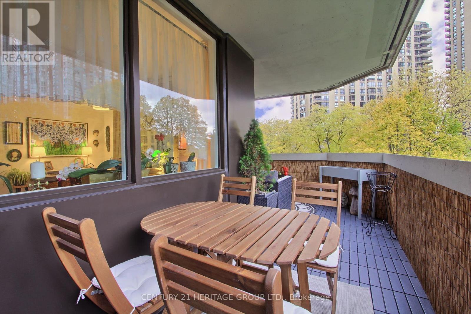 402 - 75 Wynford Heights Crescent, Toronto, Ontario  M3C 3H9 - Photo 24 - C12516478