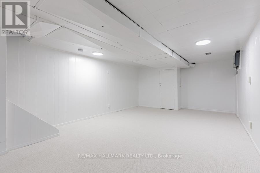 717 Rhodes Avenue, Toronto, Ontario M4J 4X5 - Photo 39 - E12514940