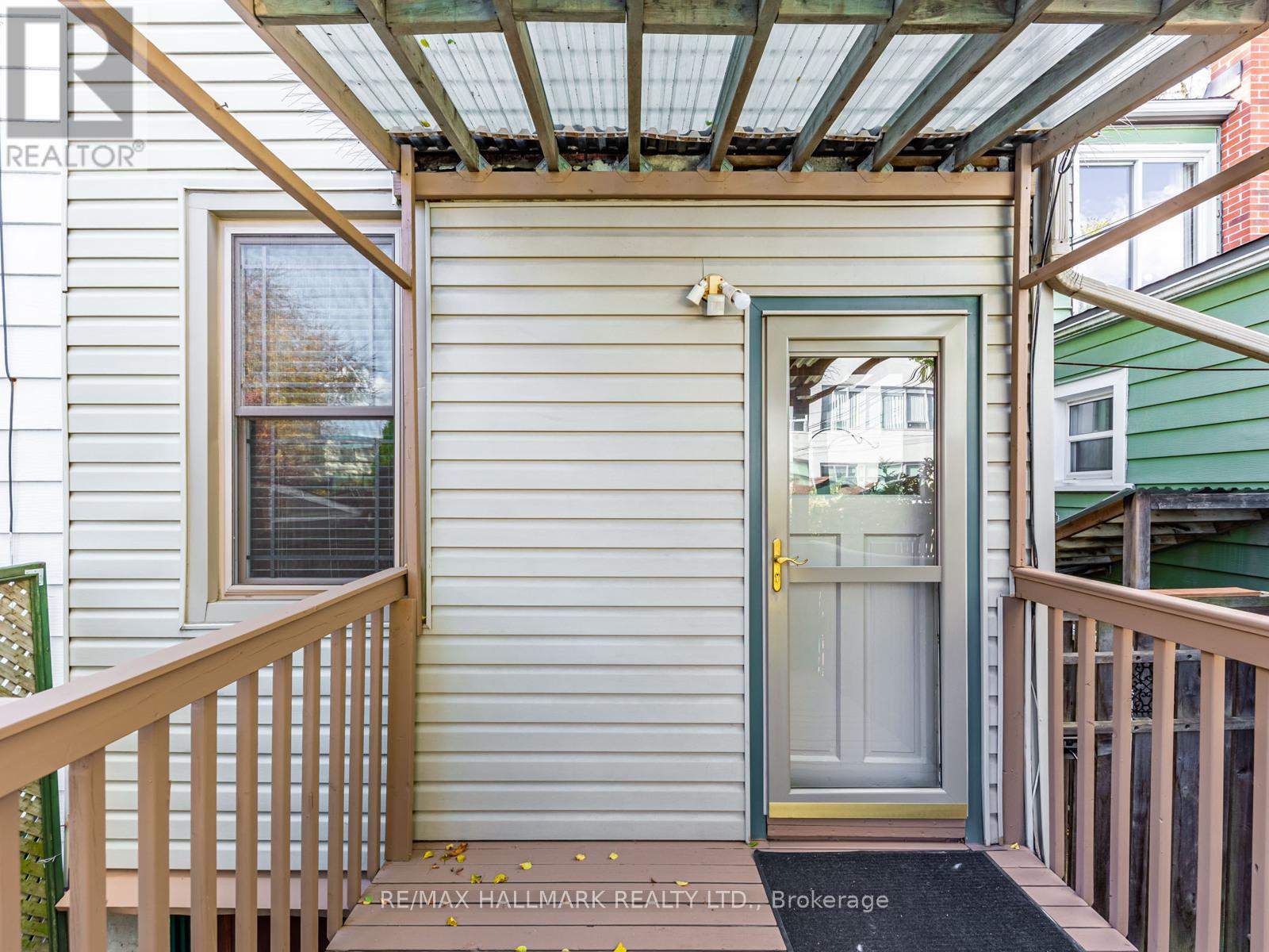 717 Rhodes Avenue, Toronto, Ontario M4J 4X5 - Photo 43 - E12514940