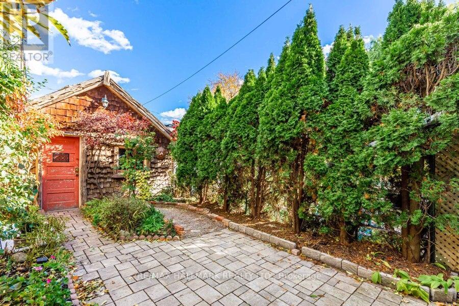 717 Rhodes Avenue, Toronto, Ontario M4J 4X5 - Photo 46 - E12514940