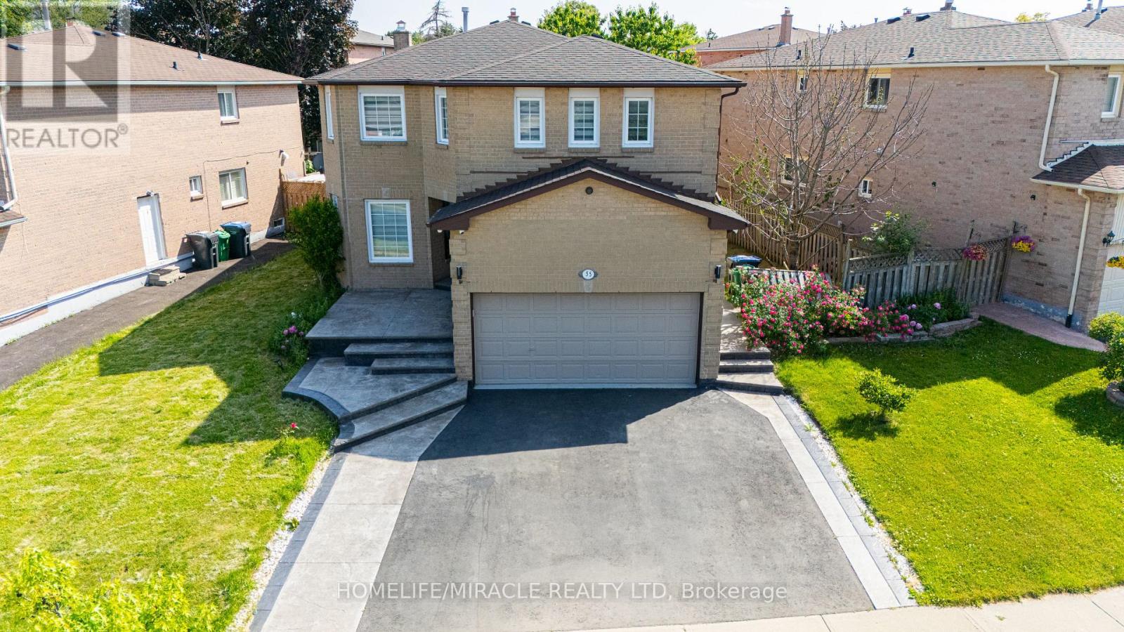 55 CASTLEHILL ROAD, Brampton, Ontario