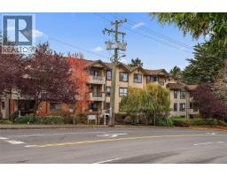 202 7 Gorge Rd W The Parkside