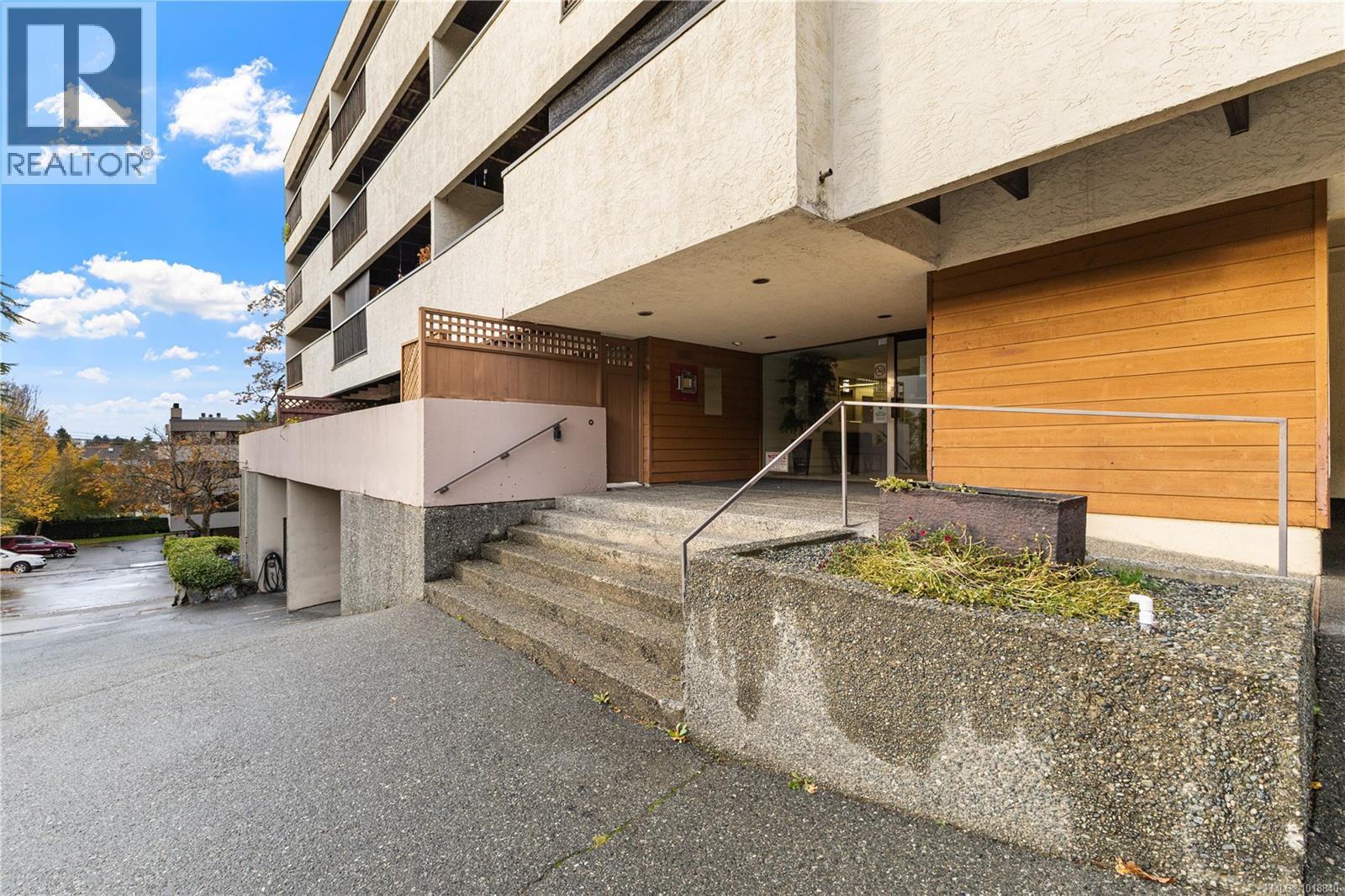 309 3277 Glasgow Ave, Saanich, British Columbia  V8X 1M3 - Photo 22 - 1018840