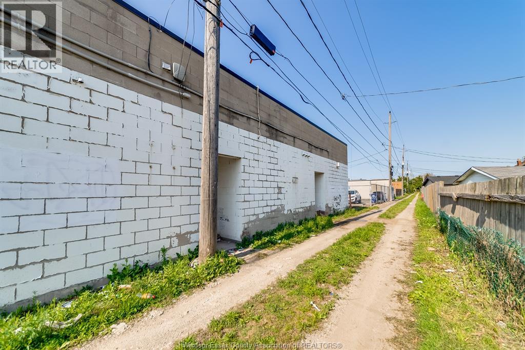 521 Tecumseh Road East, Windsor, Ontario N8X 2S1 - Photo 39 - 25028232