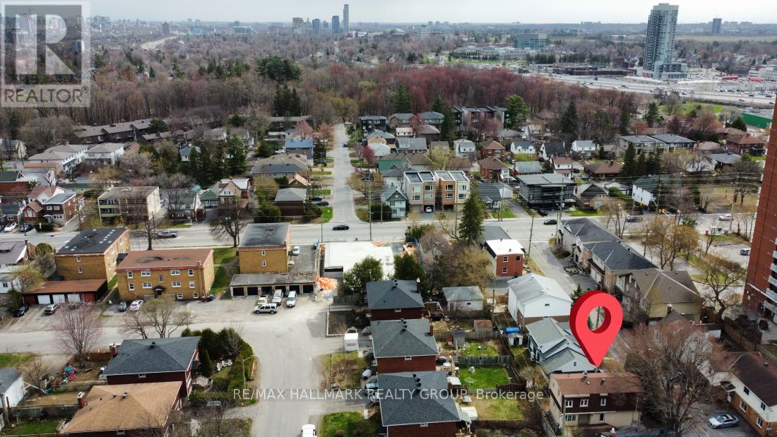 189 Devonshire Lane, Ottawa, Ontario K1Z 7G6 - Photo 11 - X12327276