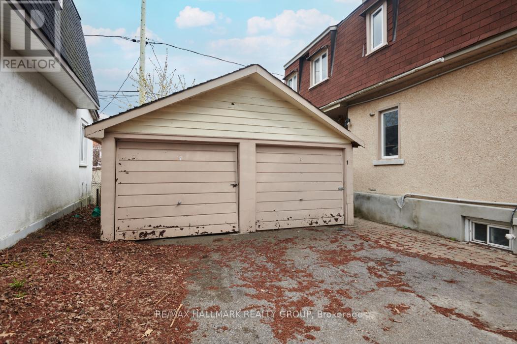 189 Devonshire Lane, Ottawa, Ontario K1Z 7G6 - Photo 6 - X12327276