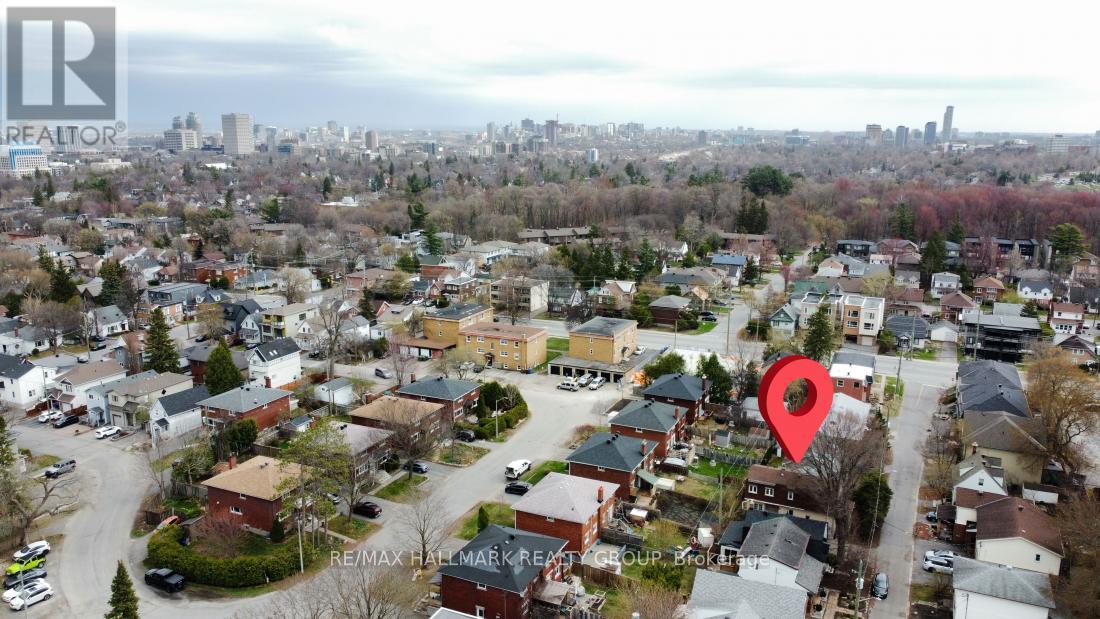 189 Devonshire Lane, Ottawa, Ontario K1Z 7G6 - Photo 14 - X12327276