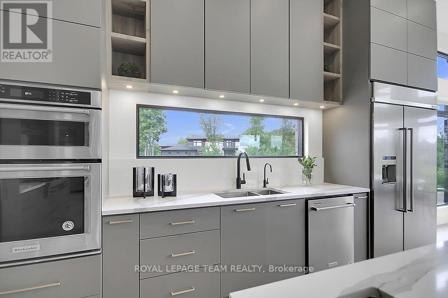 6865 Pebble Trail Way, Ottawa, Ontario  K4P 0B7 - Photo 12 - X12366447