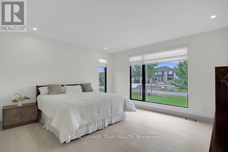 6865 Pebble Trail Way, Ottawa, Ontario  K4P 0B7 - Photo 30 - X12366447