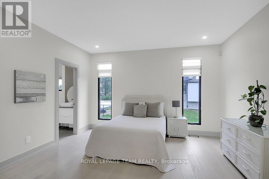 6865 Pebble Trail Way, Ottawa, Ontario  K4P 0B7 - Photo 32 - X12366447