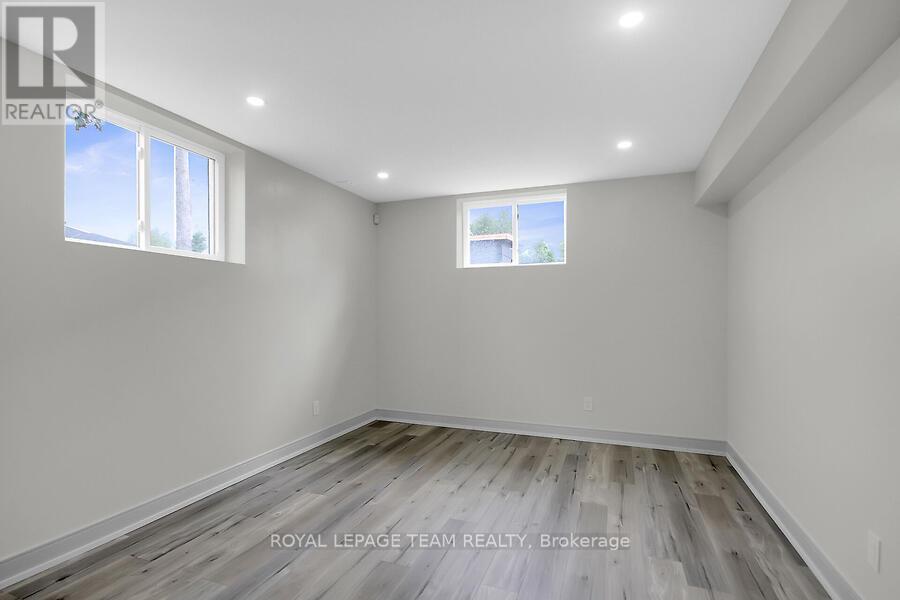 6865 Pebble Trail Way, Ottawa, Ontario  K4P 0B7 - Photo 40 - X12366447
