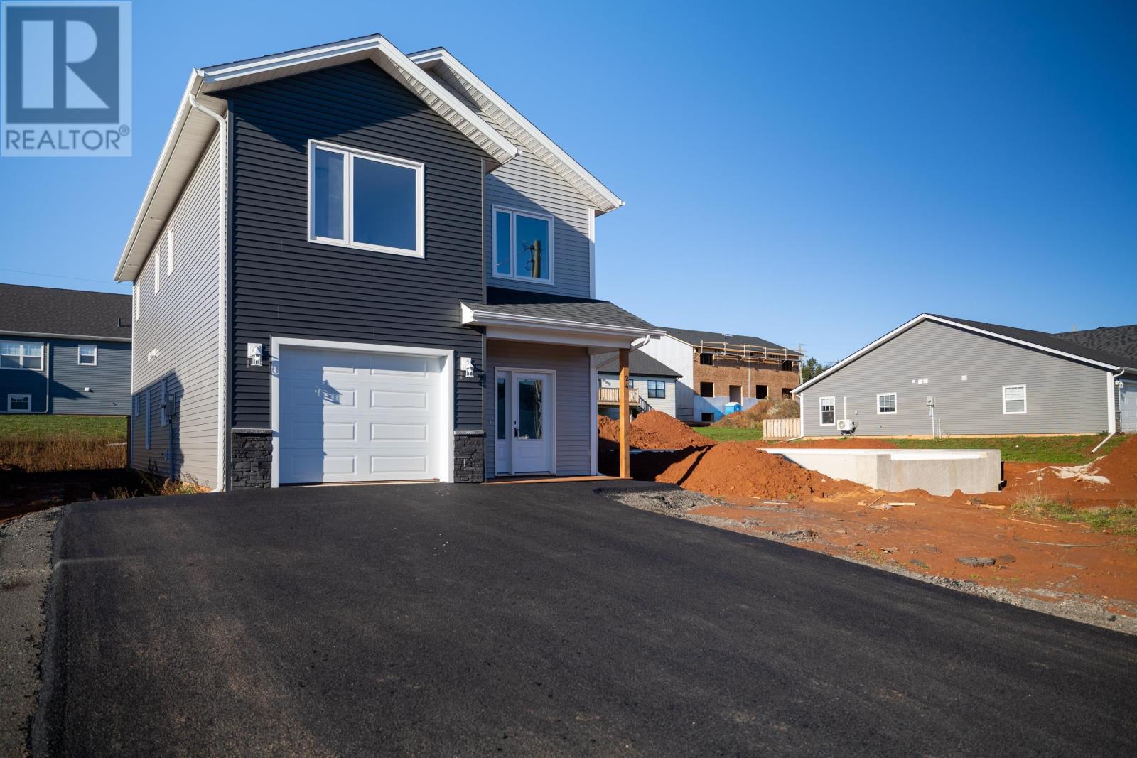 24 Hudson Avenue, Charlottetown, Prince Edward Island  C1E 3W2 - Photo 2 - 202527435