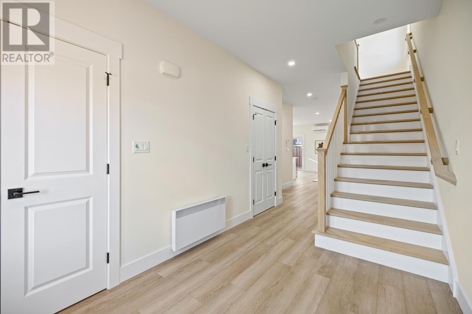 24 Hudson Avenue, Charlottetown, Prince Edward Island  C1E 3W2 - Photo 5 - 202527435