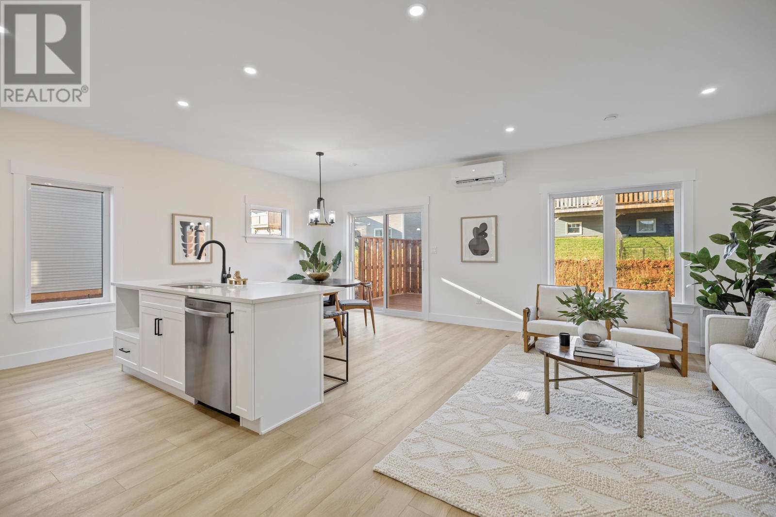 24 Hudson Avenue, Charlottetown, Prince Edward Island  C1E 3W2 - Photo 7 - 202527435