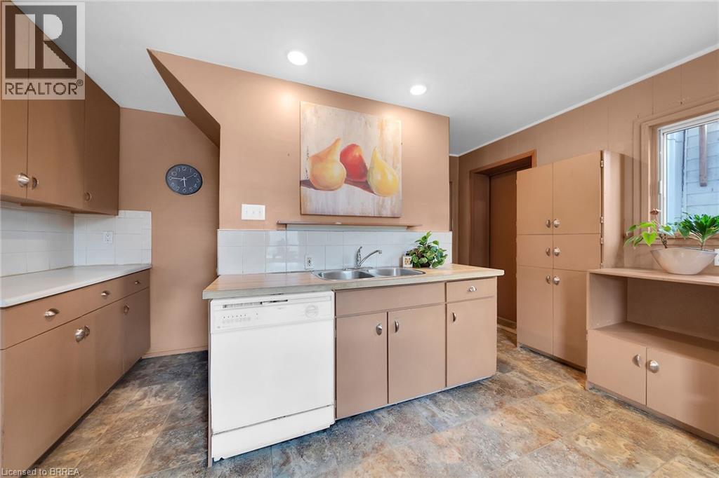 88 East Avenue, Brantford, Ontario N3S 3L7 - Photo 23 - 40767098