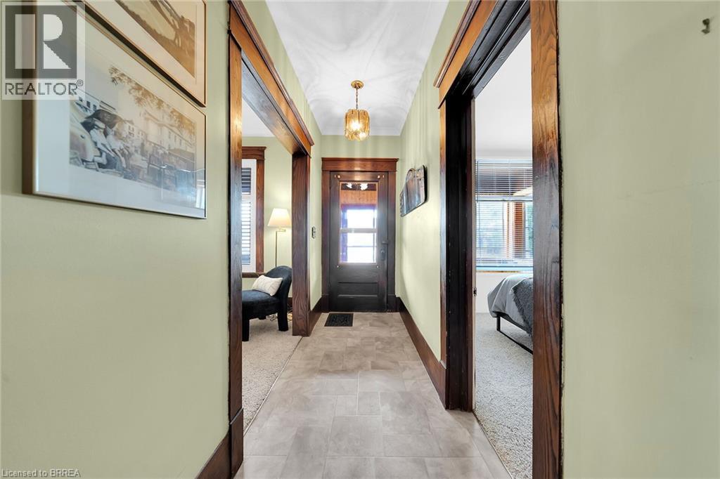 88 East Avenue, Brantford, Ontario N3S 3L7 - Photo 6 - 40767098