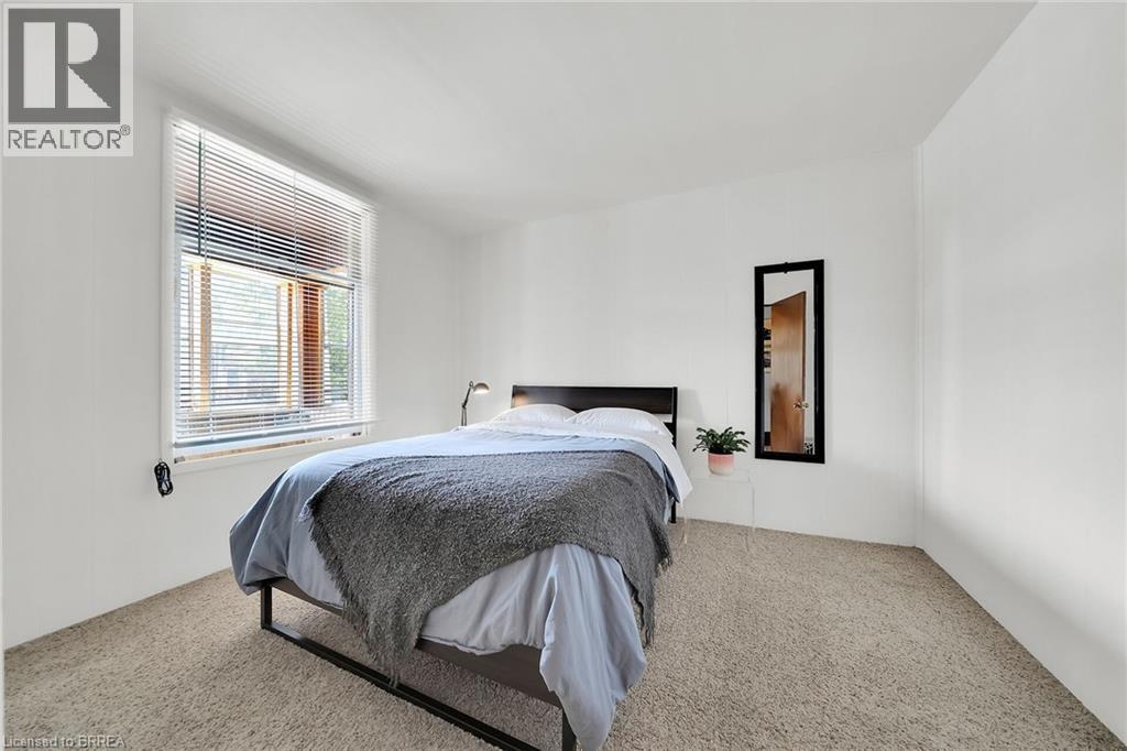 88 East Avenue, Brantford, Ontario N3S 3L7 - Photo 13 - 40767098