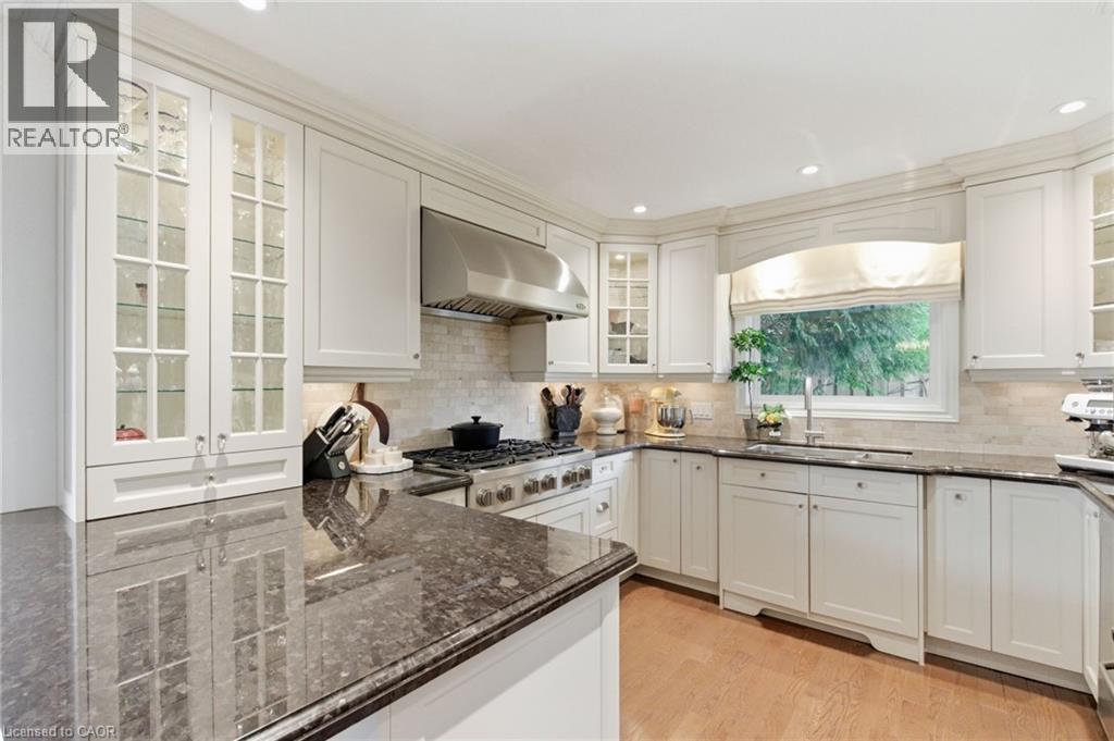 2387 Cavendish Drive, Burlington, Ontario  L7P 3B5 - Photo 15 - 40779692