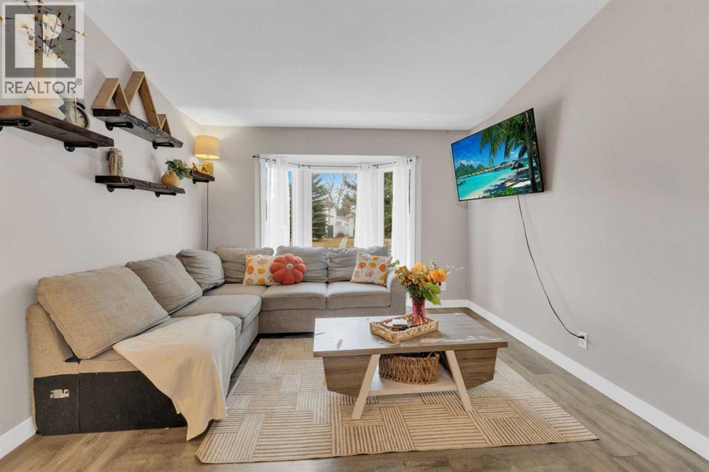 25 Erickson Drive, Red Deer, Alberta  T4R 1X8 - Photo 8 - A2267934