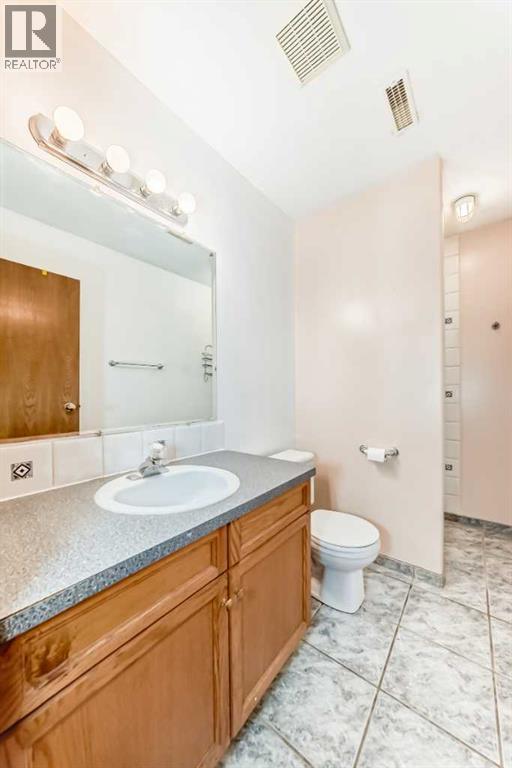 49 Kingston Drive, Red Deer, Alberta  T4P 3P9 - Photo 36 - A2268896