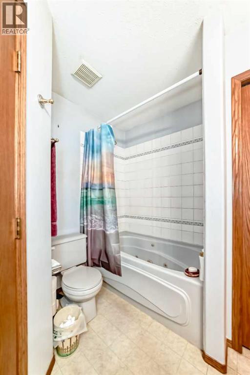 49 Kingston Drive, Red Deer, Alberta  T4P 3P9 - Photo 27 - A2268896