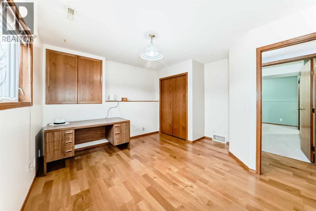 49 Kingston Drive, Red Deer, Alberta  T4P 3P9 - Photo 31 - A2268896