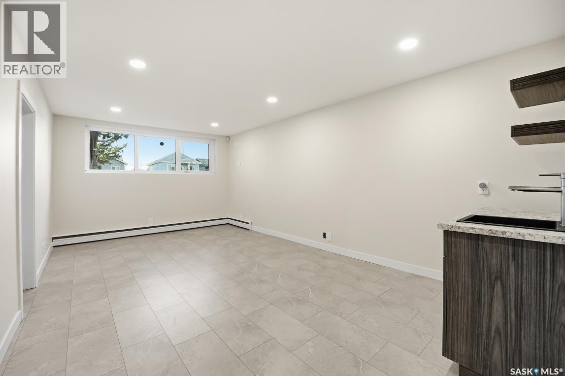 812 L Avenue N, Saskatoon, Saskatchewan  S7L 2R4 - Photo 28 - SK023551