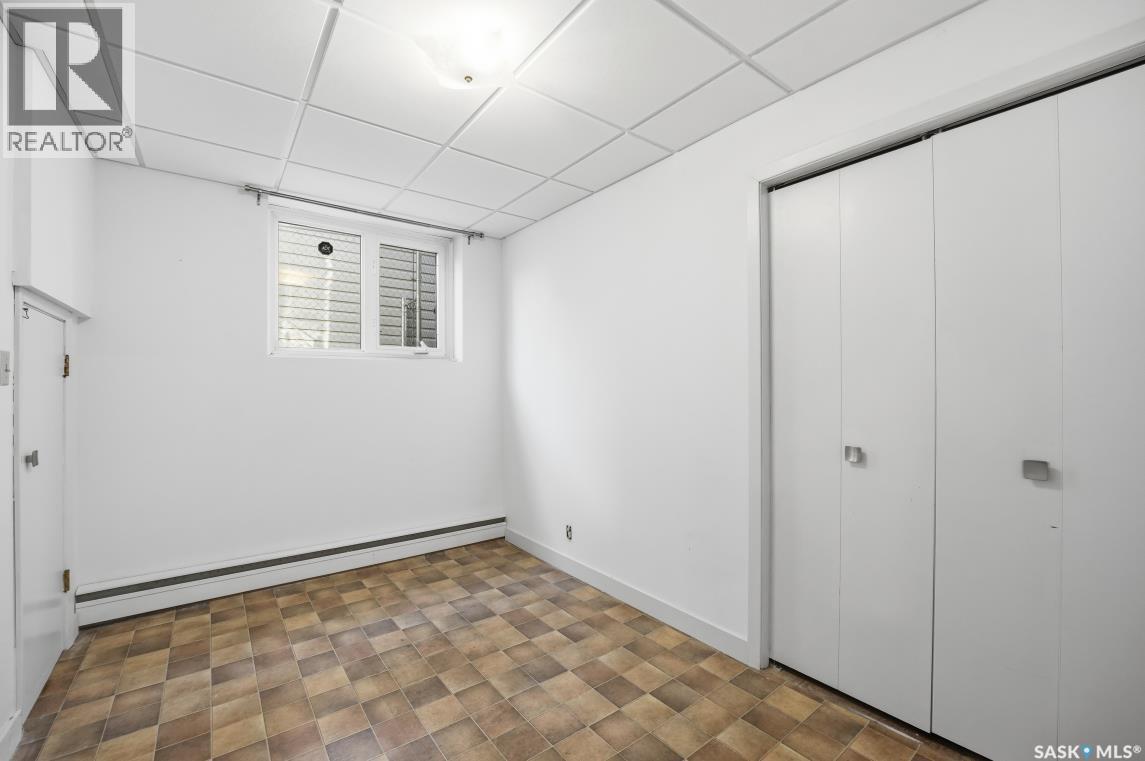 812 L Avenue N, Saskatoon, Saskatchewan  S7L 2R4 - Photo 34 - SK023551