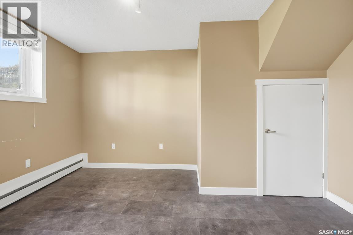 812 L Avenue N, Saskatoon, Saskatchewan  S7L 2R4 - Photo 37 - SK023551