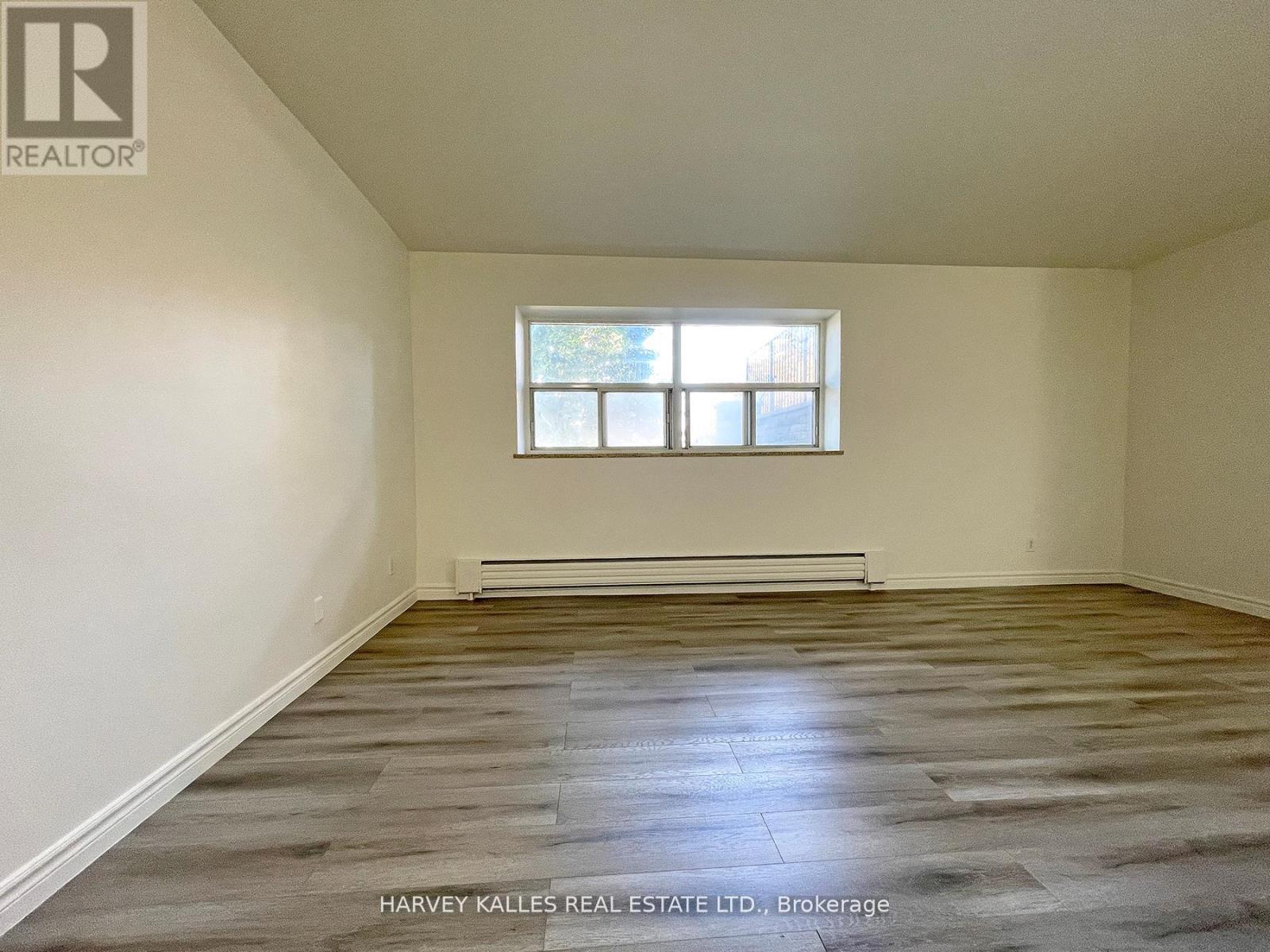 103 - 1751 Victoria Park Avenue, Toronto, Ontario M1R 1S1 - Photo 4 - E12472233