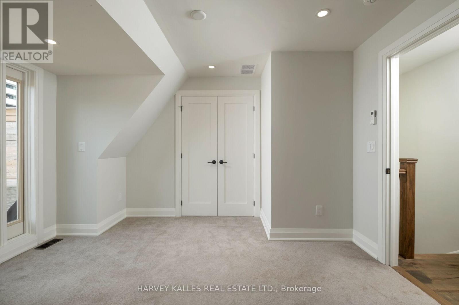 7 Edgedale Road, Toronto, Ontario  M4X 1N5 - Photo 34 - C12518004