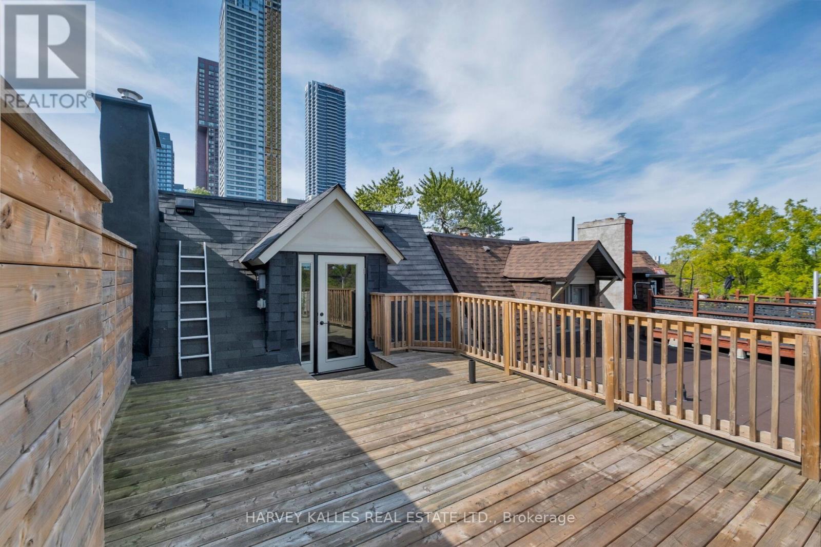 7 Edgedale Road, Toronto, Ontario  M4X 1N5 - Photo 38 - C12518004