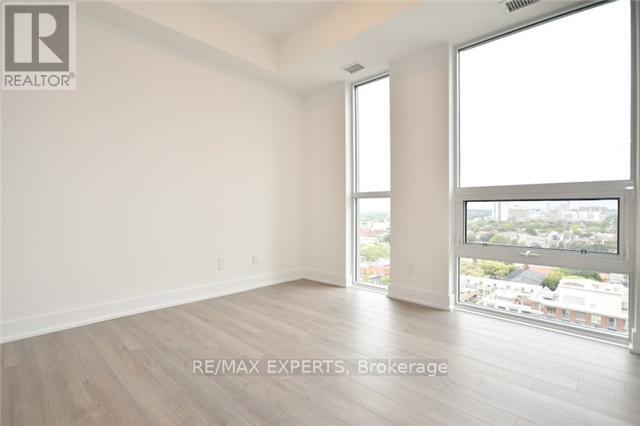 1812 - 318 Richmond Street W, Toronto, Ontario  M5V 1X2 - Photo 7 - C12518014