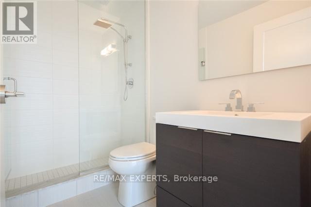 1812 - 318 Richmond Street W, Toronto, Ontario  M5V 1X2 - Photo 8 - C12518014