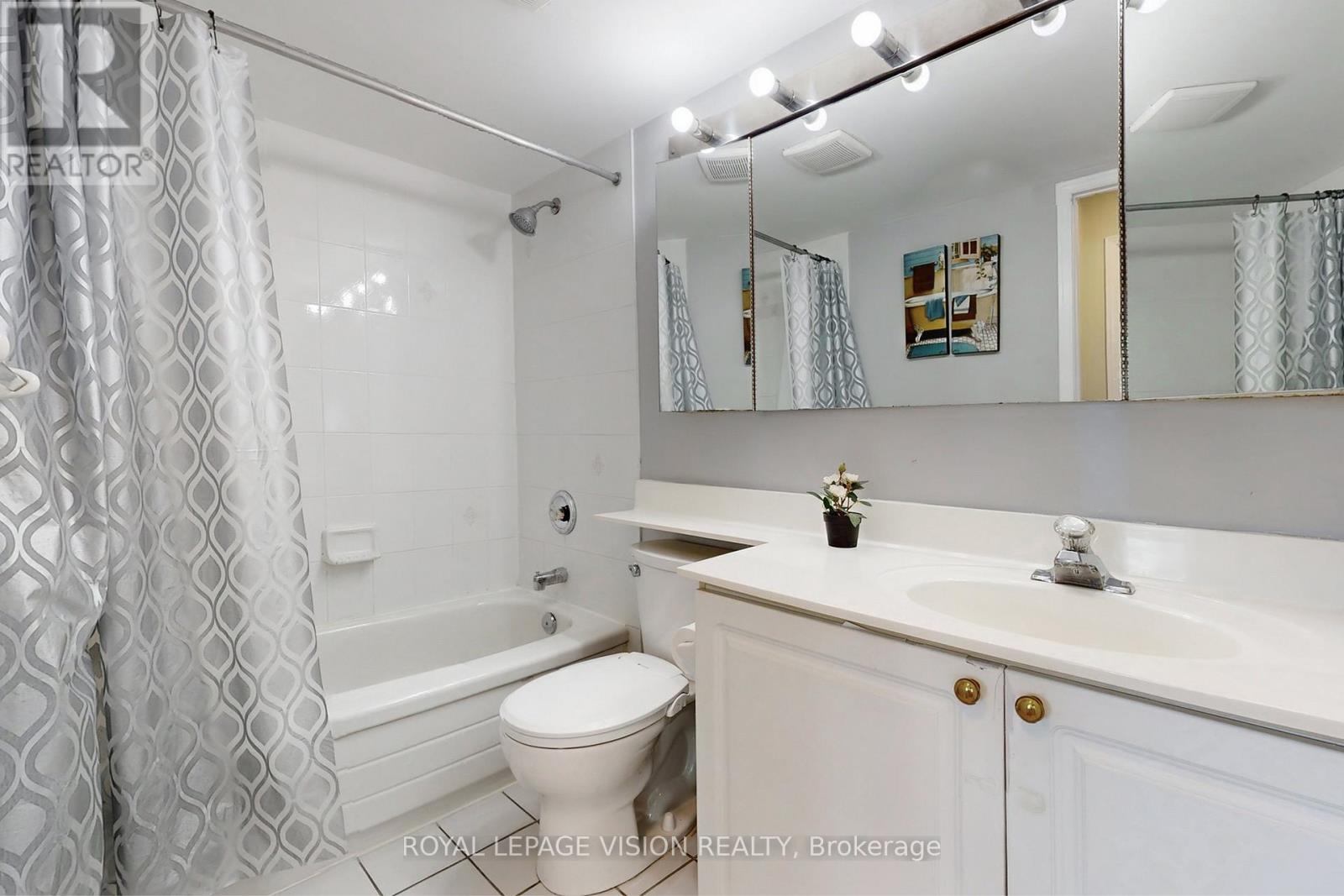 1905 - 3 Pemberton Avenue, Toronto, Ontario  M2M 4M1 - Photo 29 - C12518040