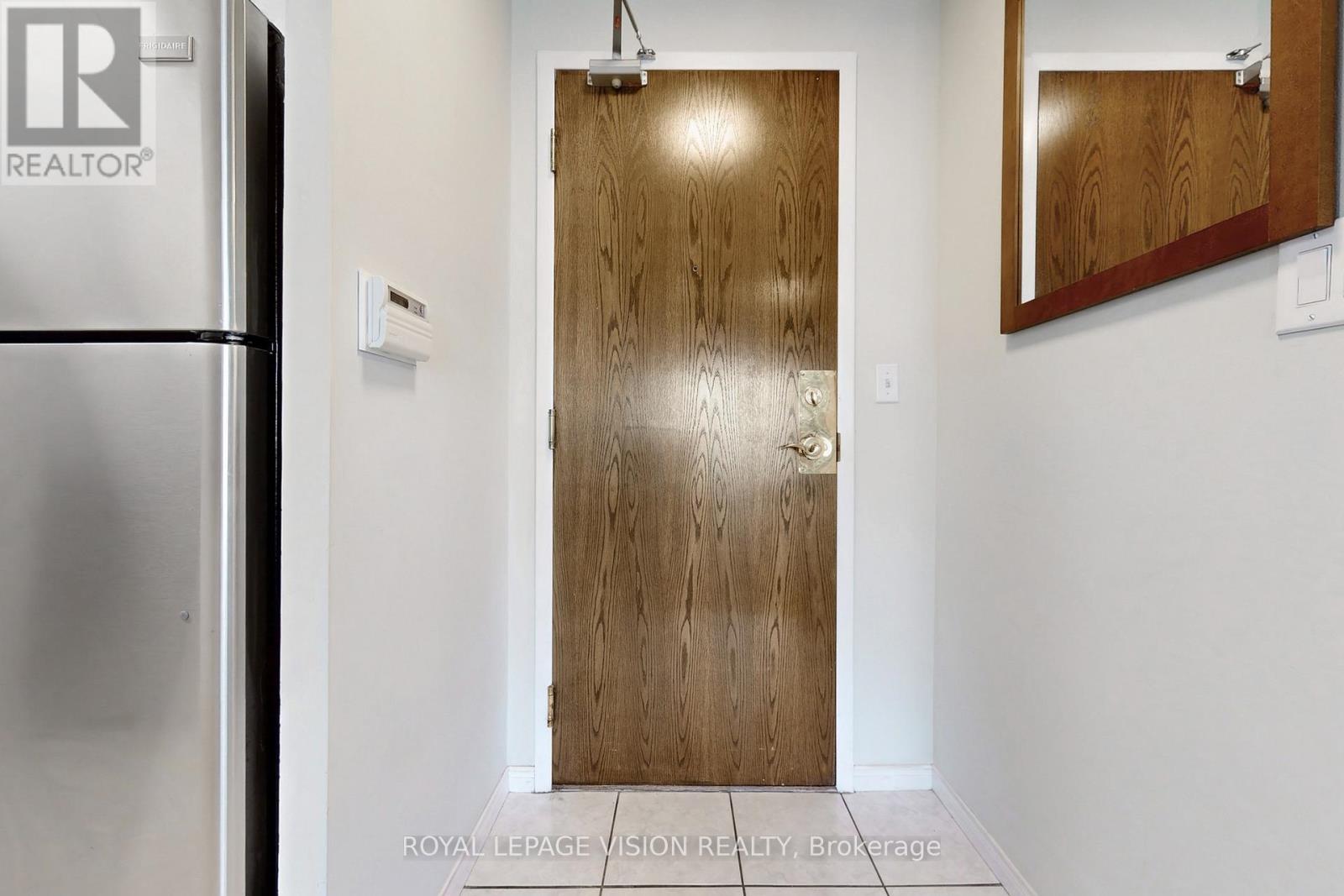 1905 - 3 Pemberton Avenue, Toronto, Ontario  M2M 4M1 - Photo 30 - C12518040