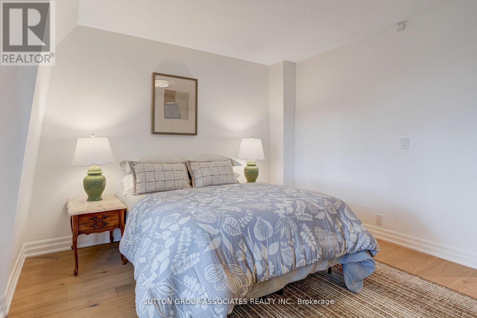 466 Montrose Avenue, Toronto, Ontario  M6G 3H1 - Photo 20 - C12518048