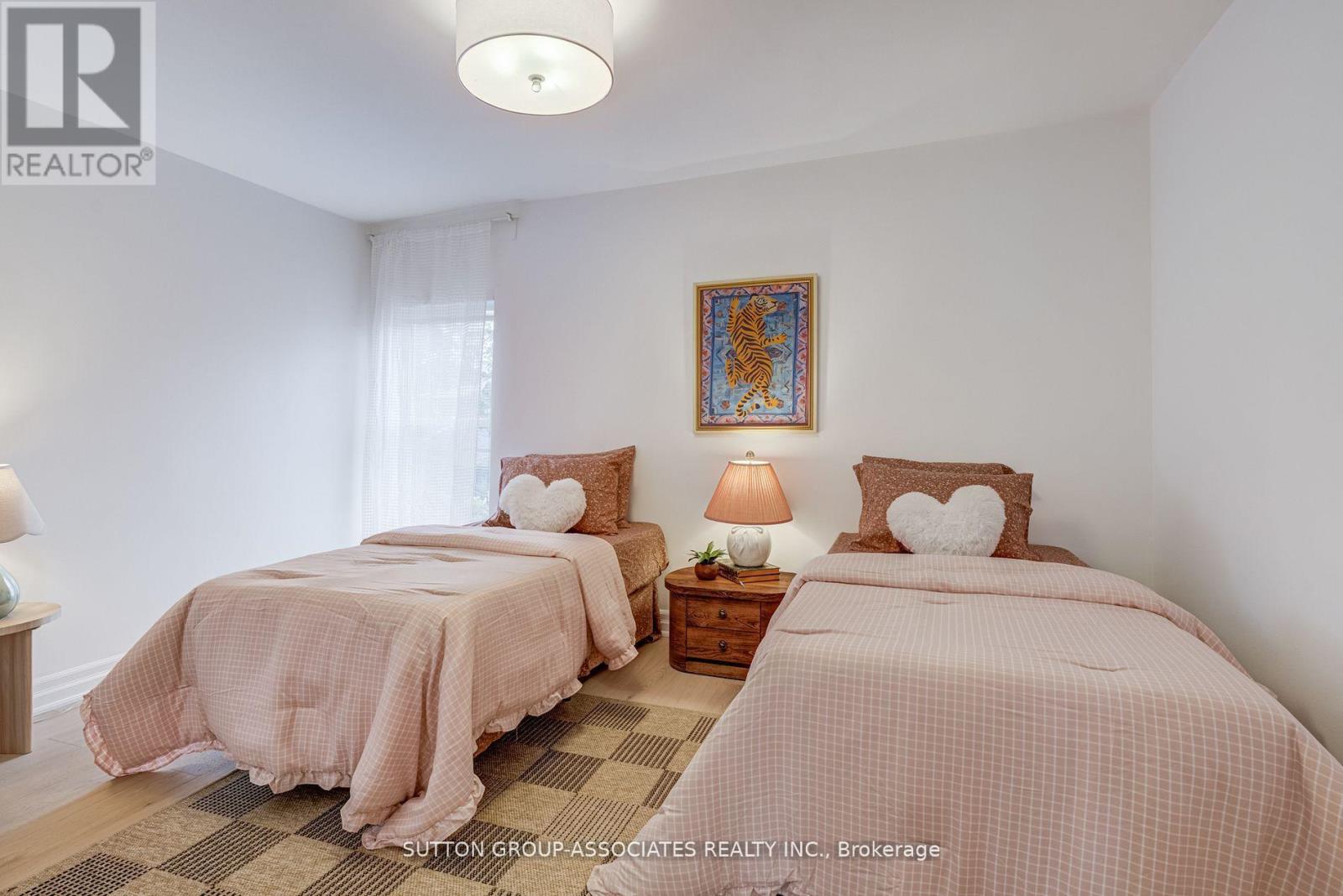 466 Montrose Avenue, Toronto, Ontario  M6G 3H1 - Photo 22 - C12518048