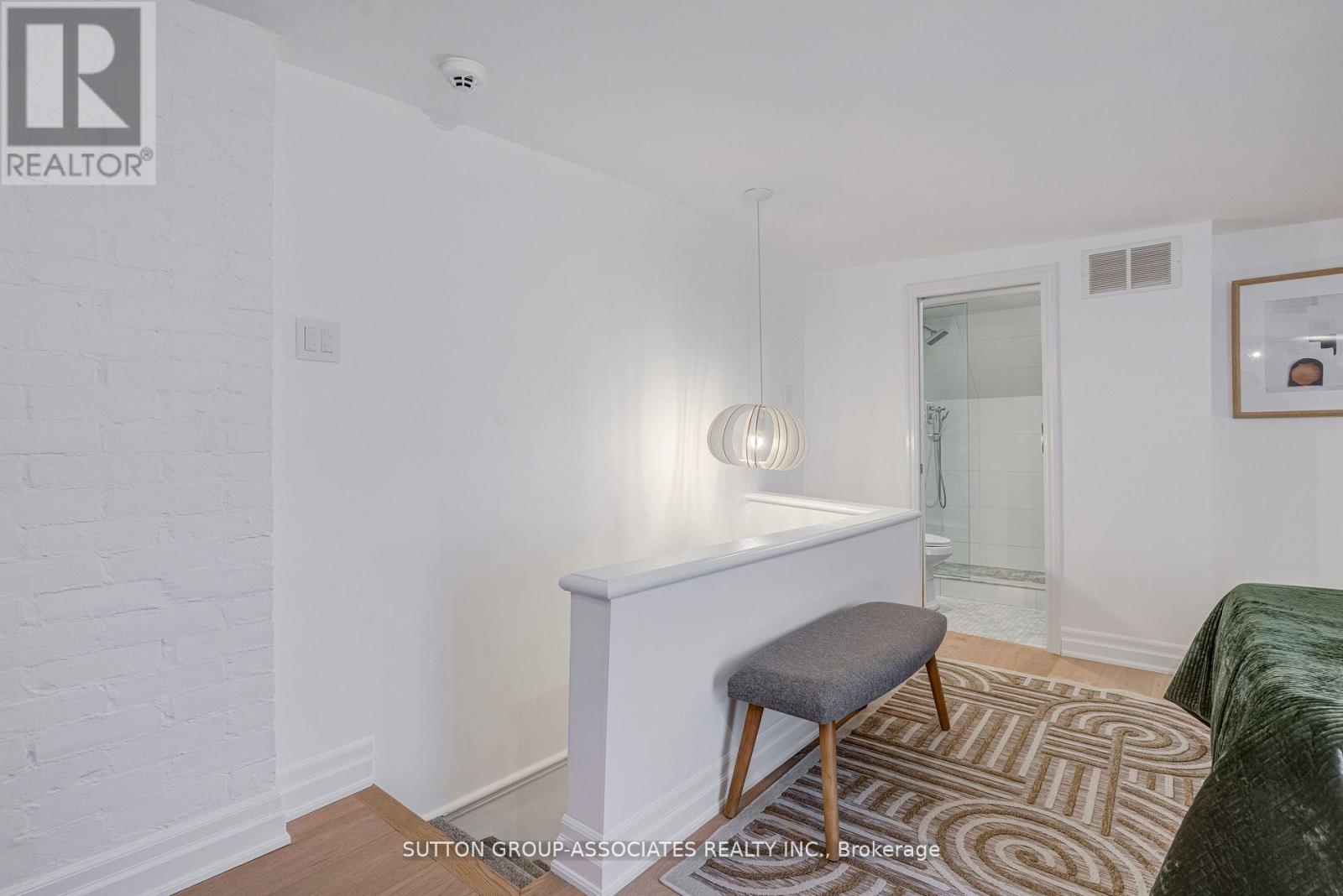 466 Montrose Avenue, Toronto, Ontario  M6G 3H1 - Photo 27 - C12518048