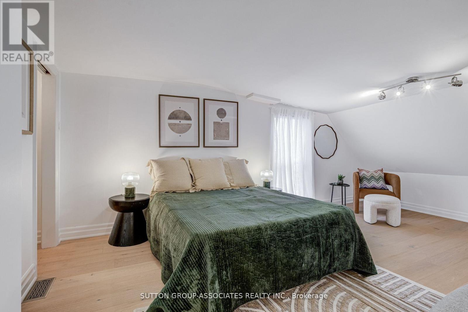 466 Montrose Avenue, Toronto, Ontario  M6G 3H1 - Photo 29 - C12518048