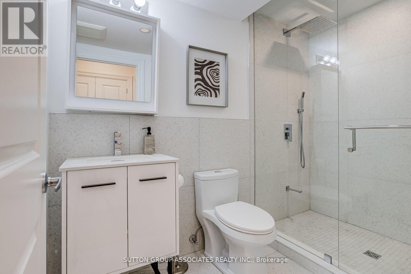 466 Montrose Avenue, Toronto, Ontario  M6G 3H1 - Photo 37 - C12518048